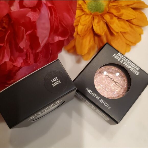 MAC Dazzleshadow Eyeshadow in Last Dance Super Sparkle Glitter Pink Peach Shift - Picture 12 of 16